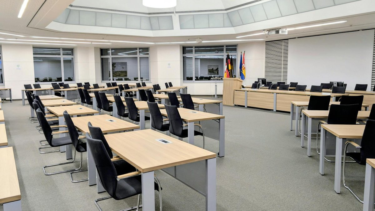 EU MiCA Fitness Review Opens: ESMA Centralisation Looms