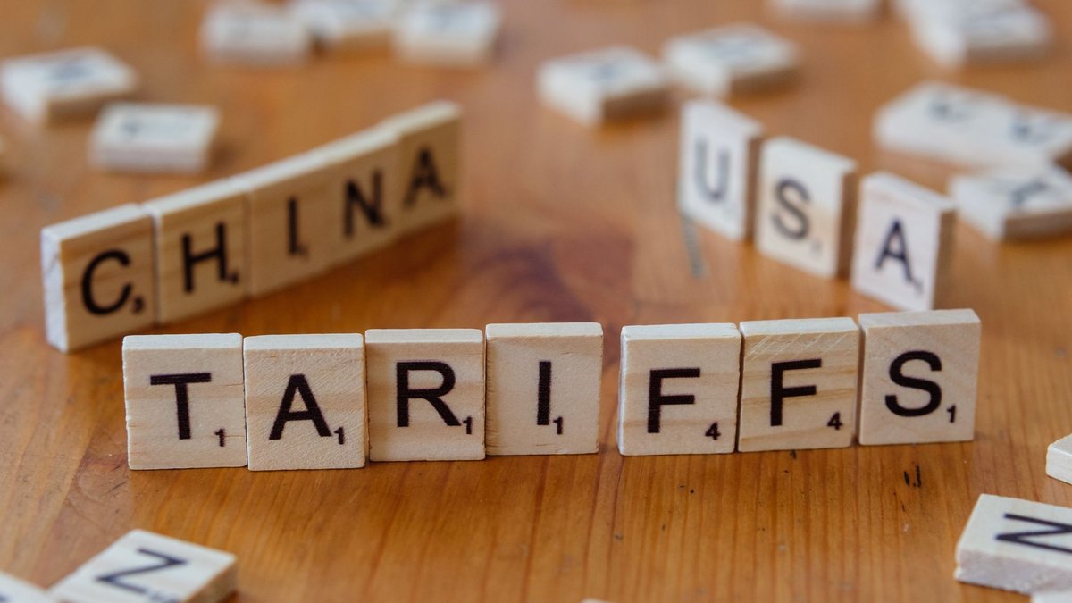 Los emisores de stablecoin cruzaron $200B en T-Bills: Una historia de Macro