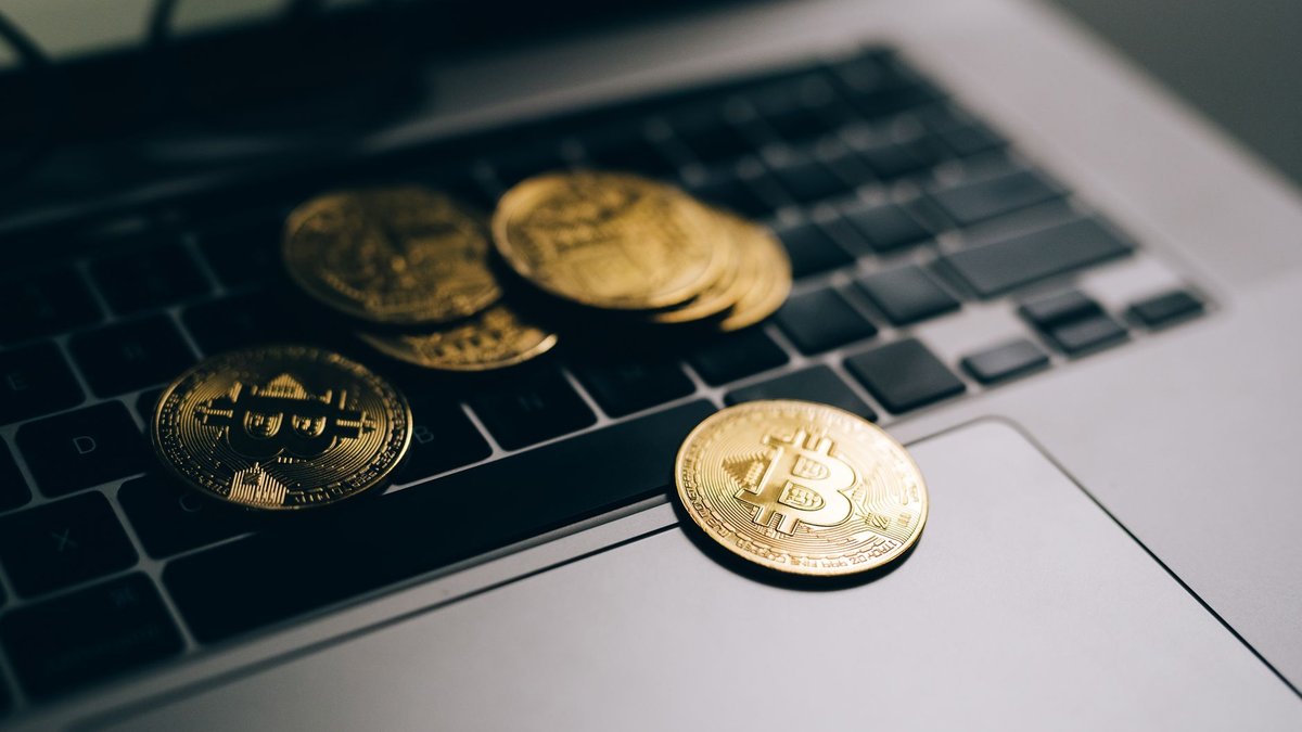 Standart Chartered Calls $ 59K Bitcoin's Rise Bottom